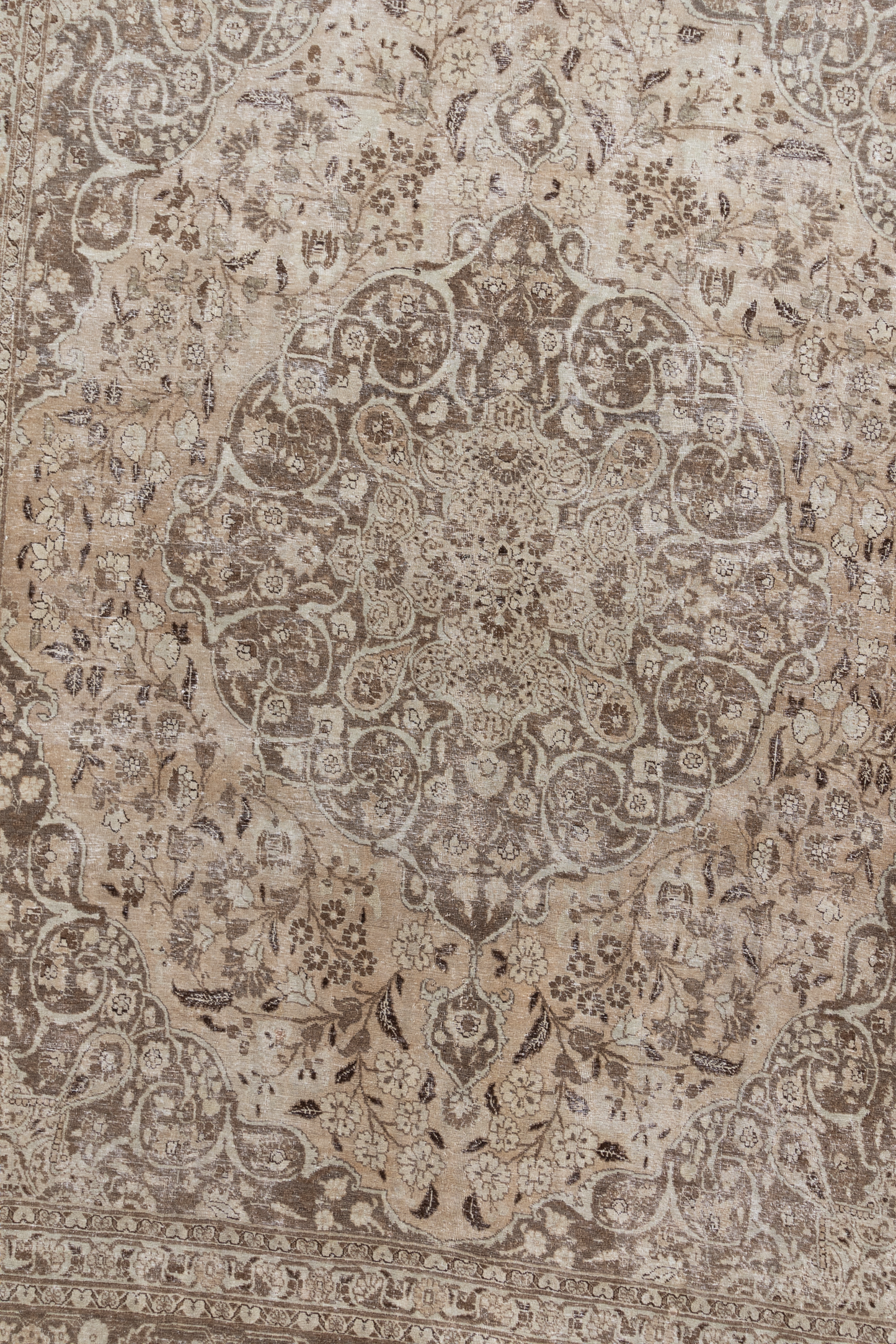 Tabriz L2586