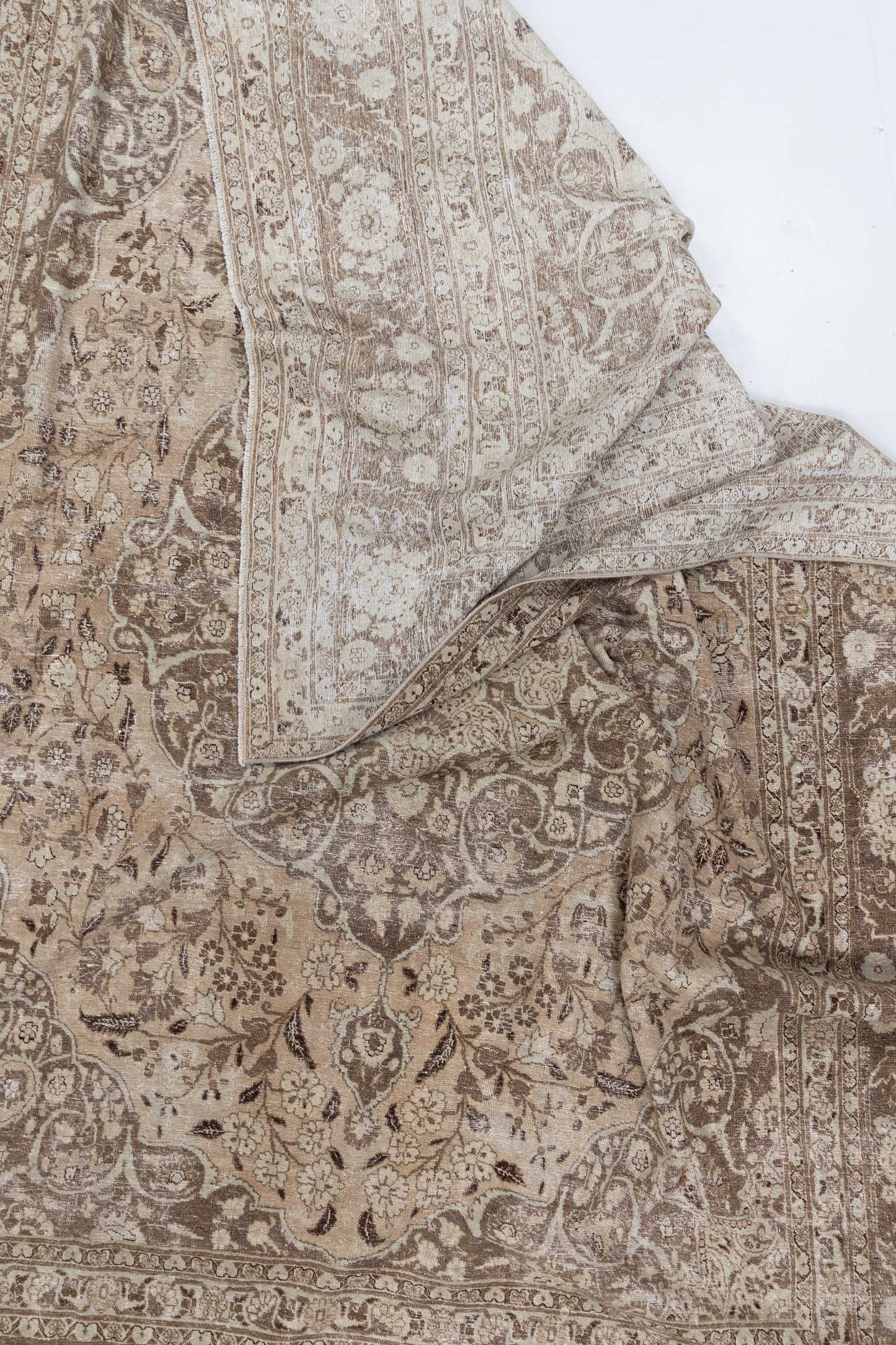 Tabriz L2586