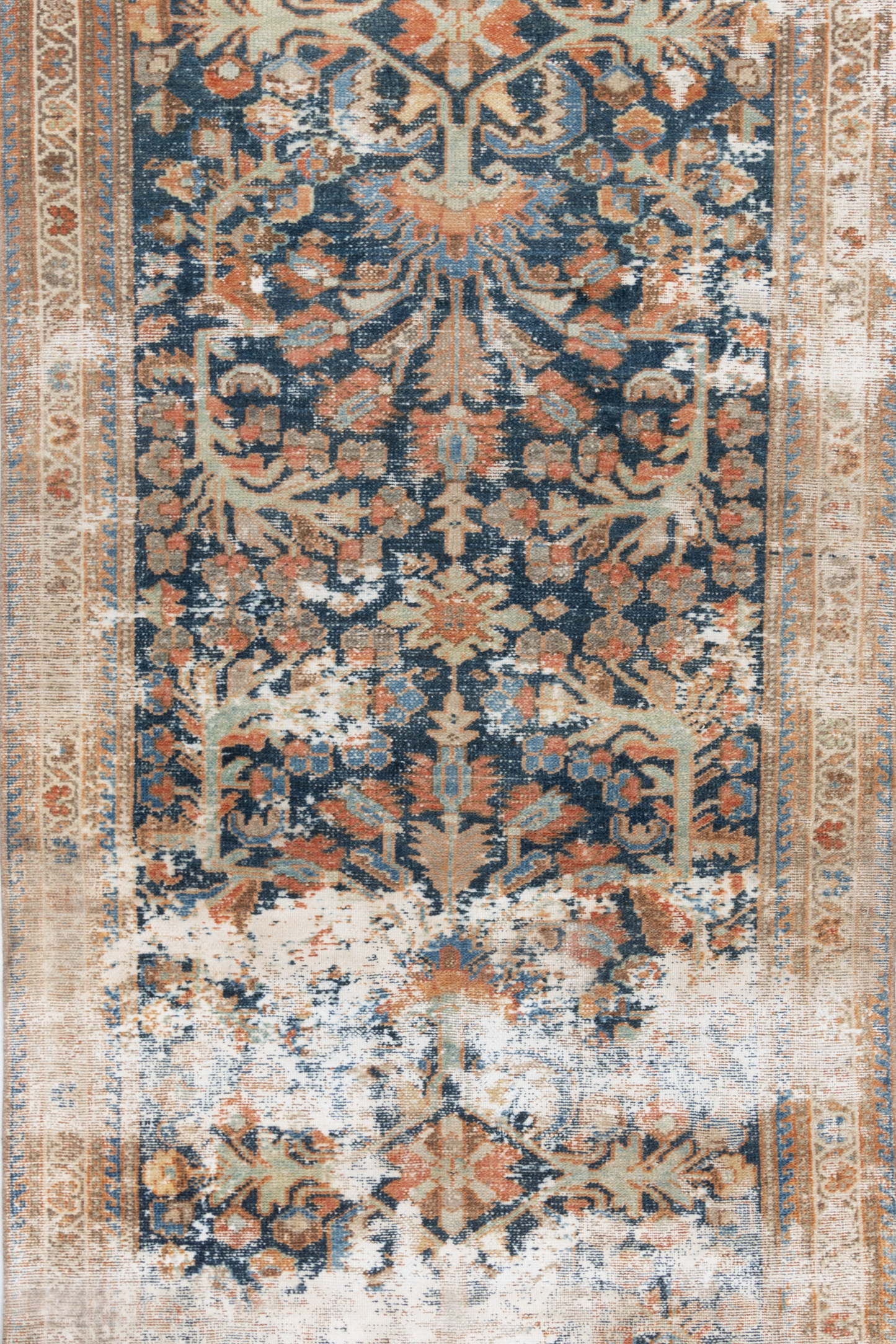 Persian R2600