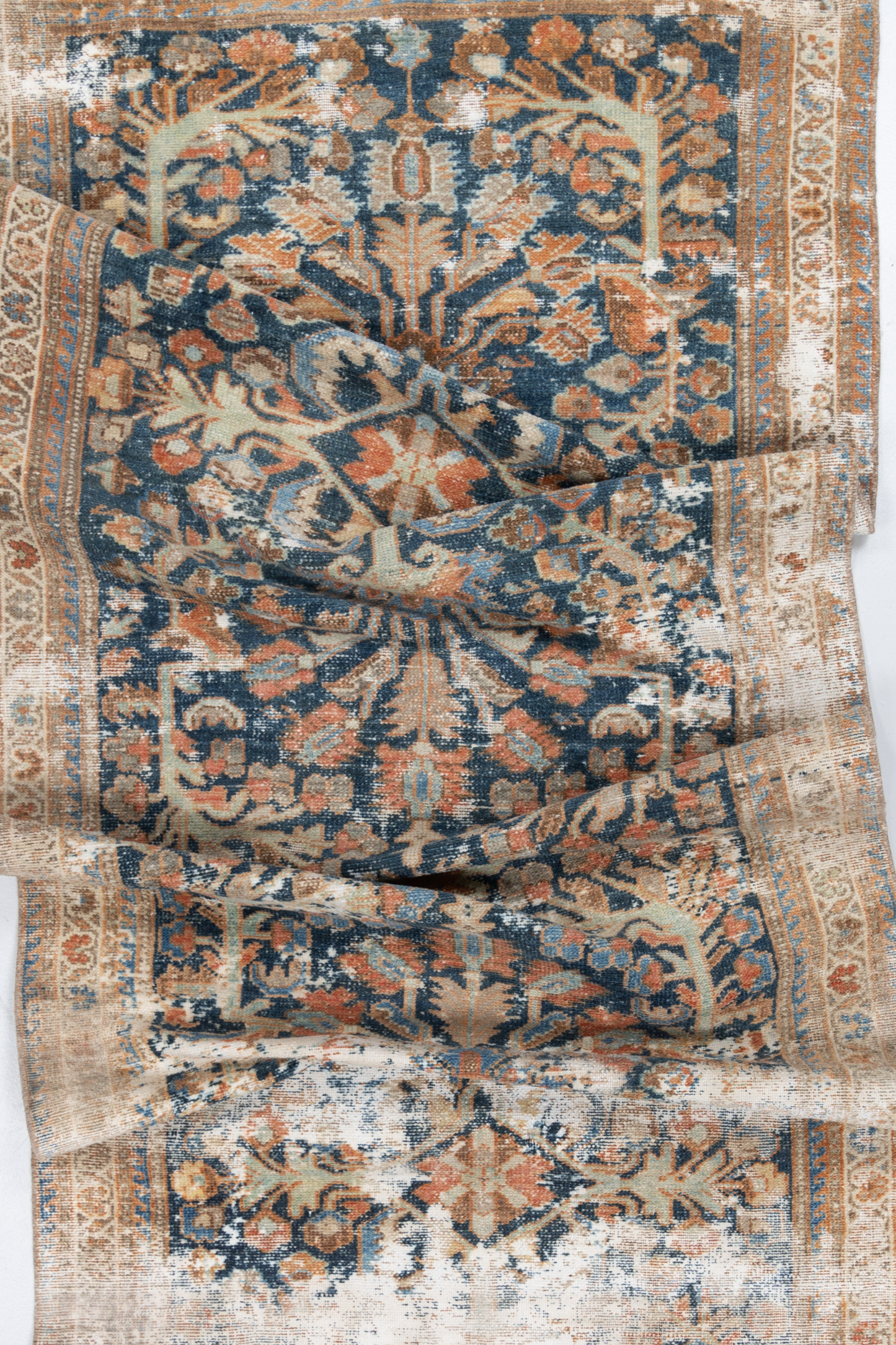 Persian R2600