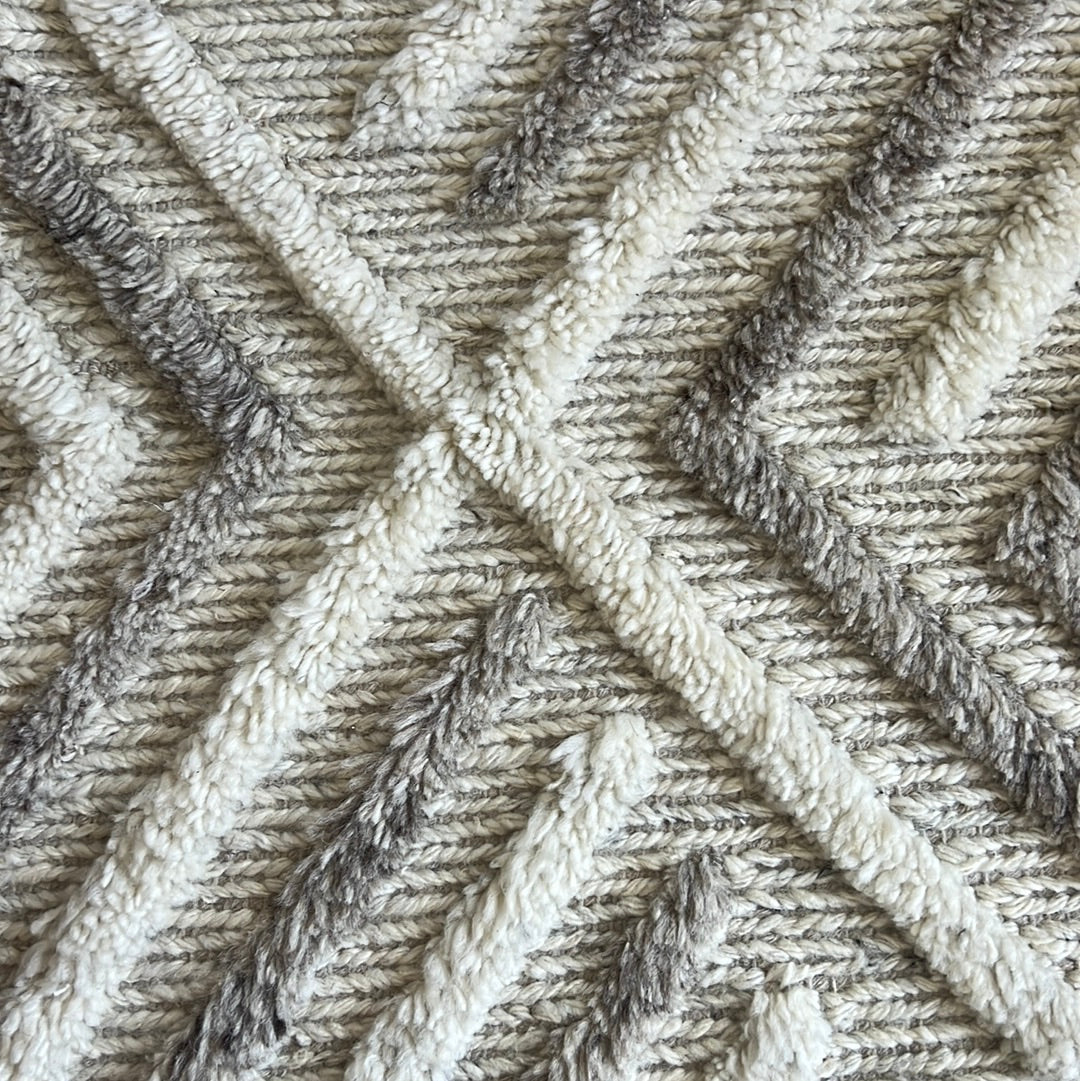 Custom order KCD: MI-71 wool rug | white gray