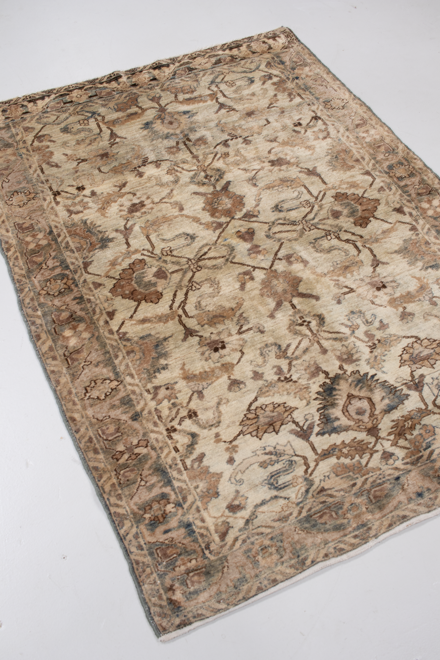 Vintage Farahan Rug