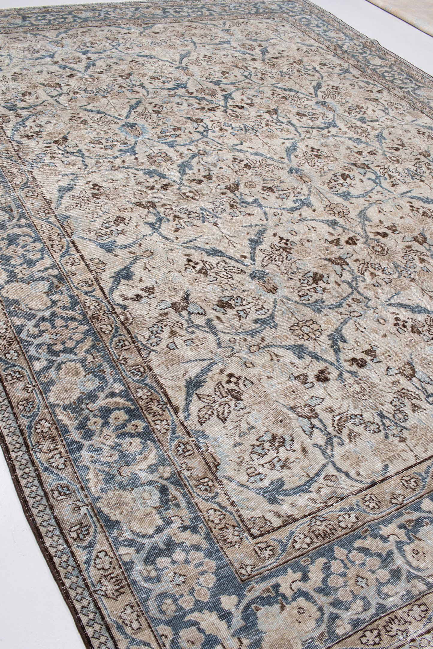 Persian Tabriz L2540