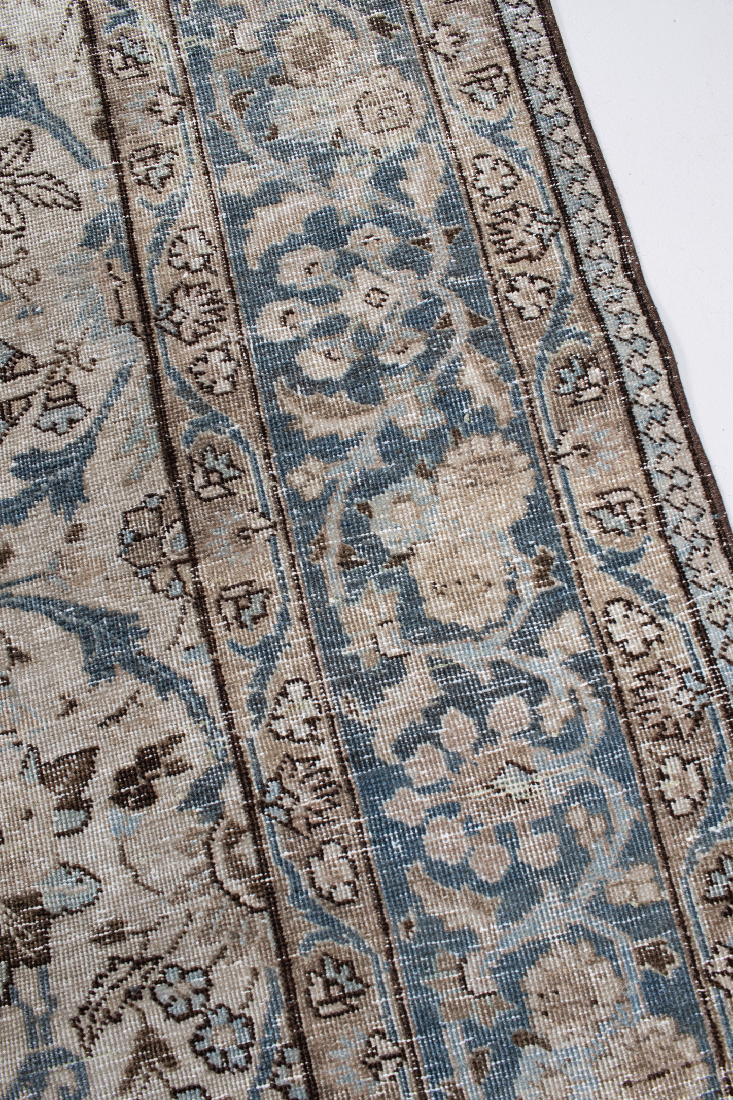 Persian Tabriz L2540