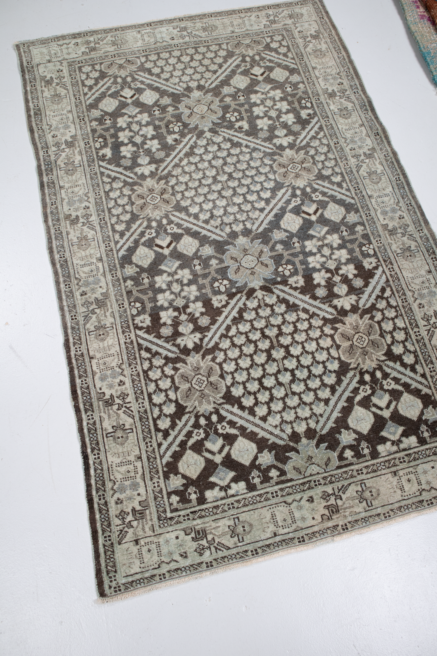 Farahan S-J3552