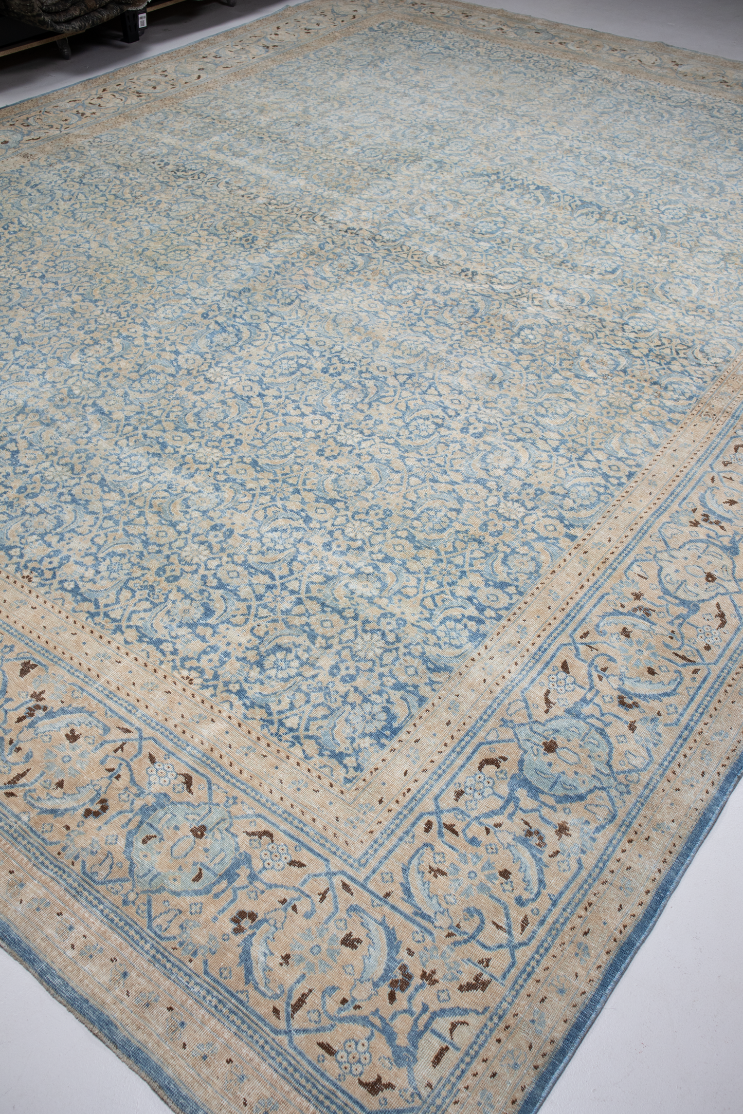 Tabriz P-J3017