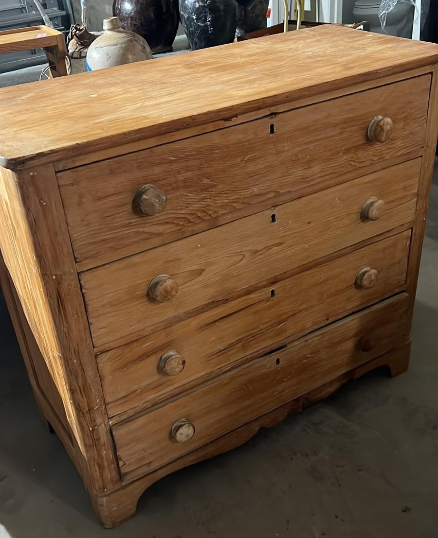 Chest F039
