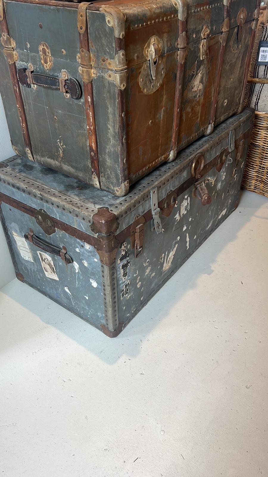 Large Trunk, France A104