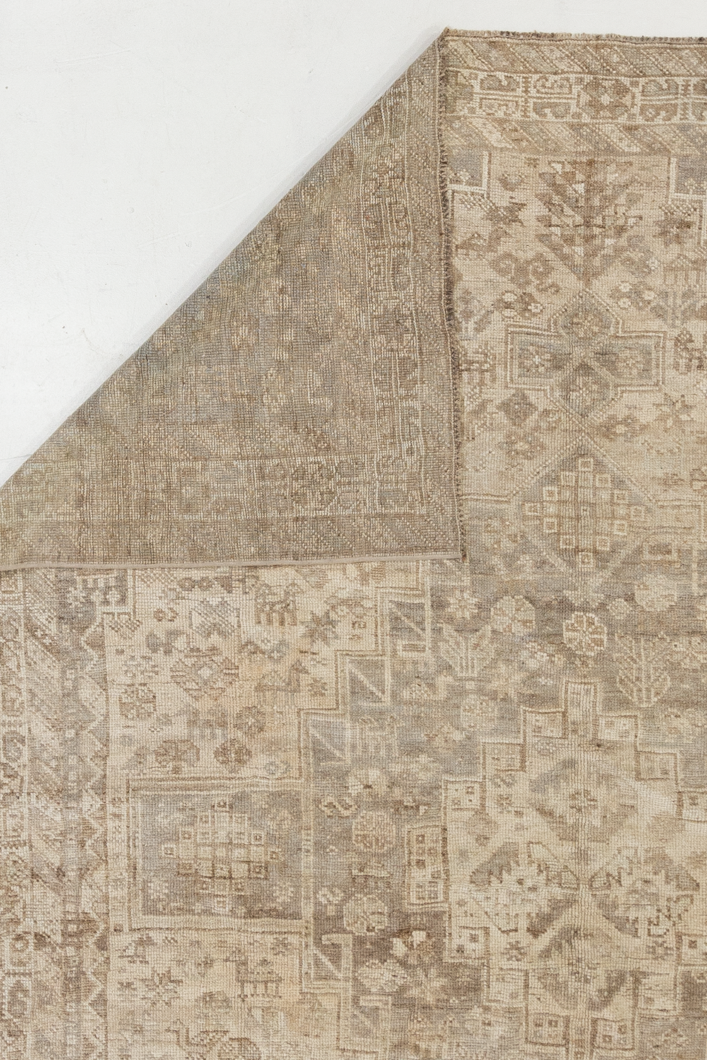 Persian Shiraz L1723