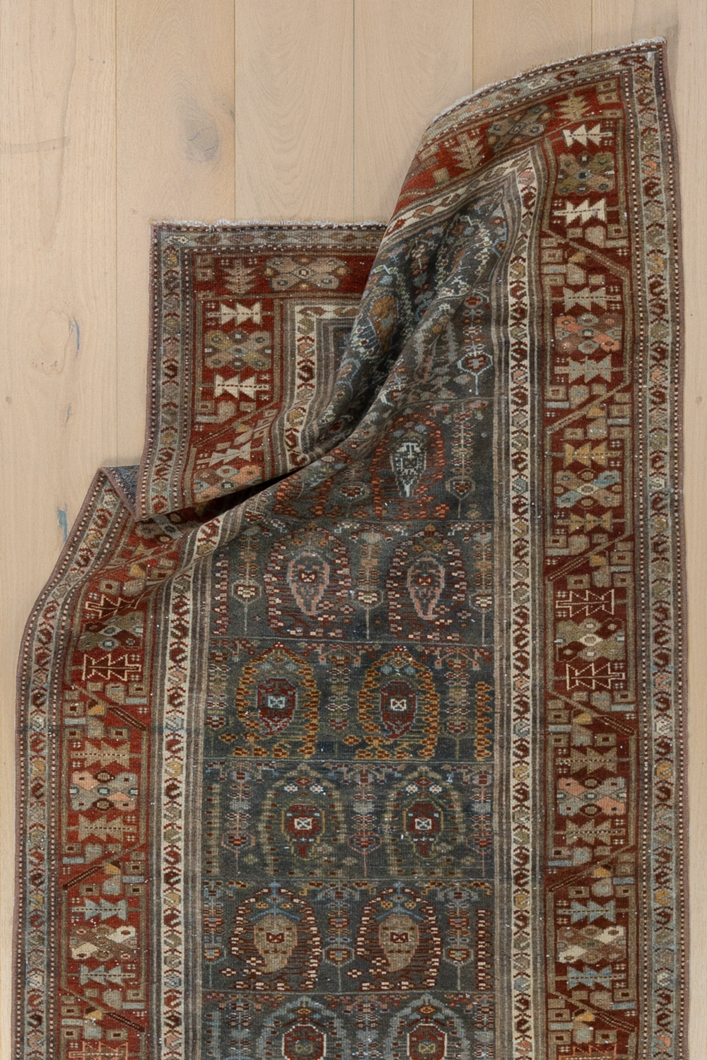 Persian R612