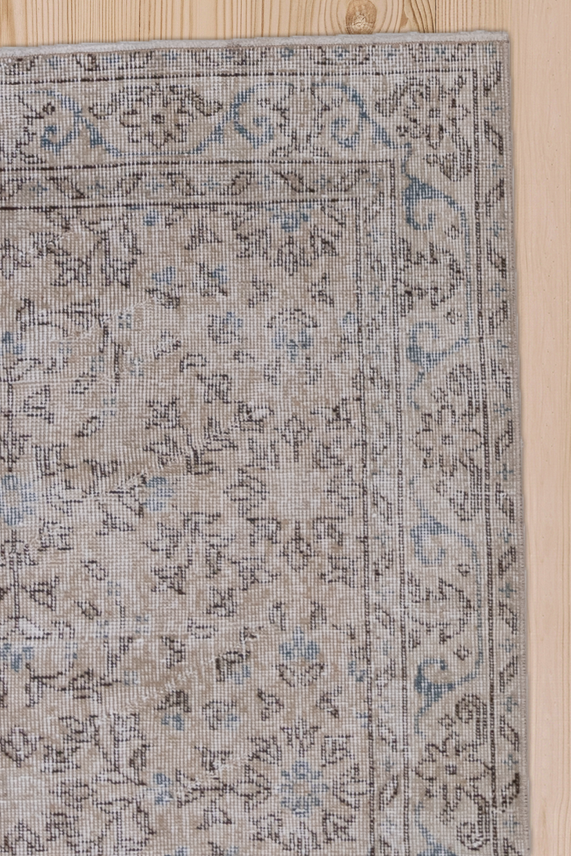 Distressed Tan Turkish S1264