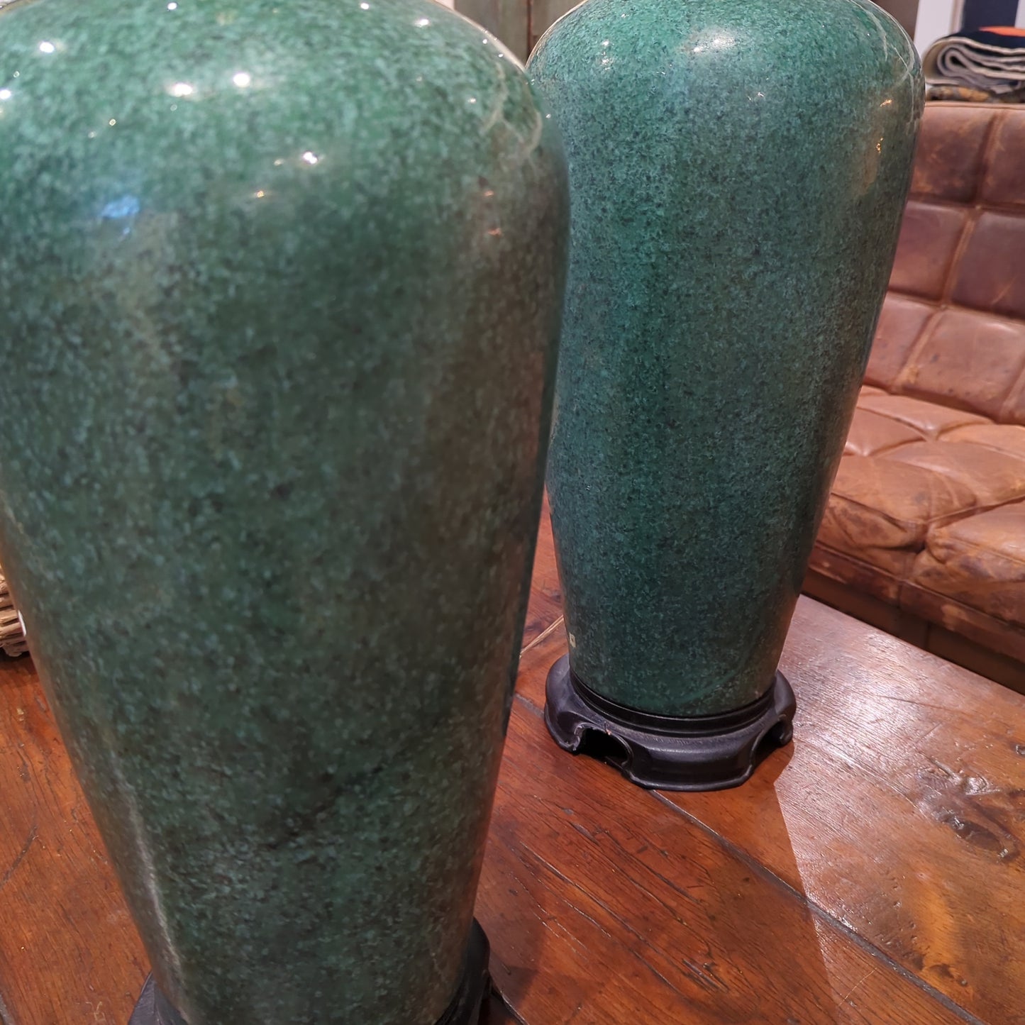 Lamps pair green glance