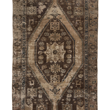 Persian 10243875