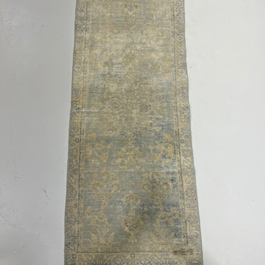 Unlisted 2’3” x 5’9”