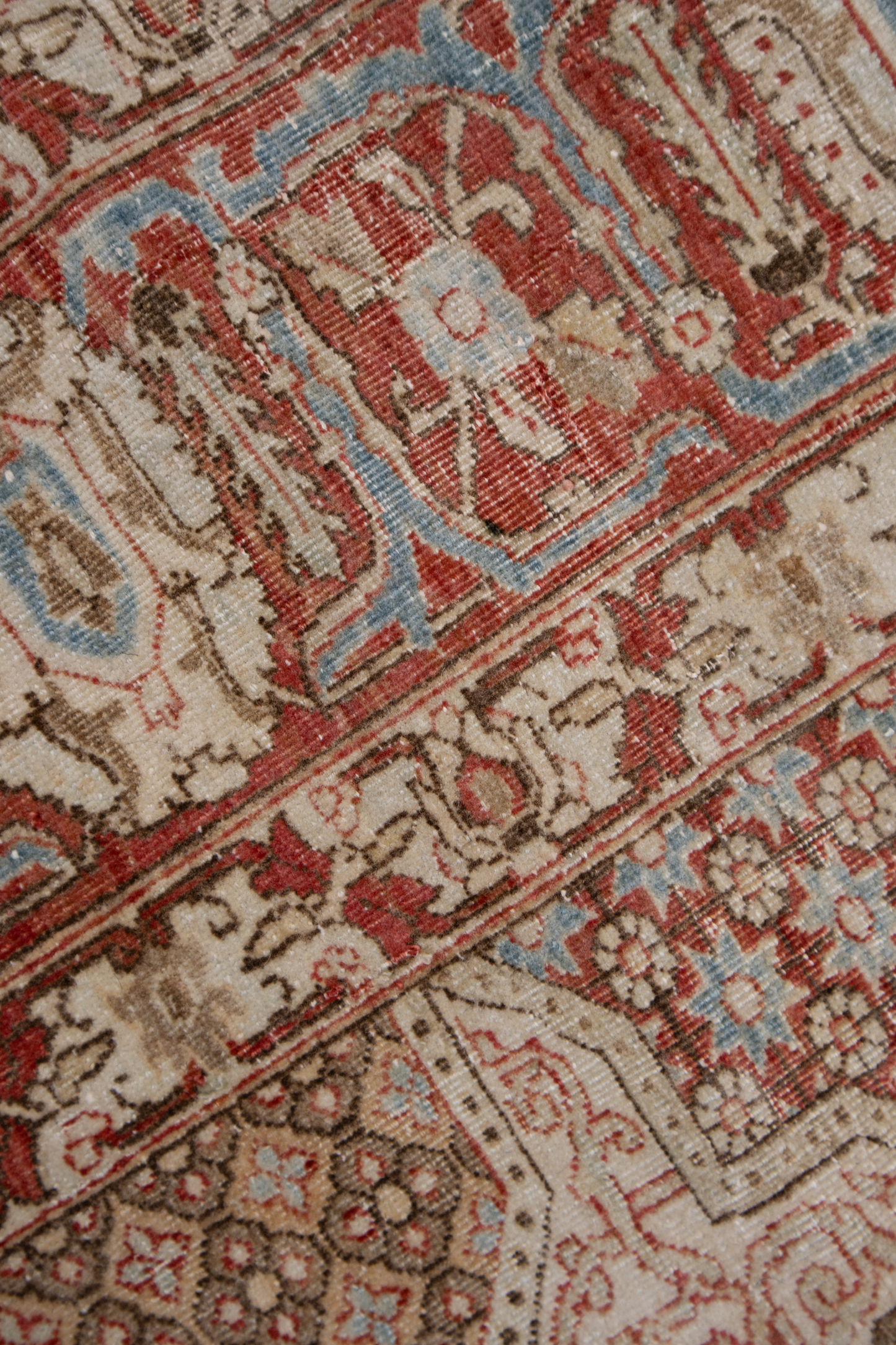 Persian L-AS5026
