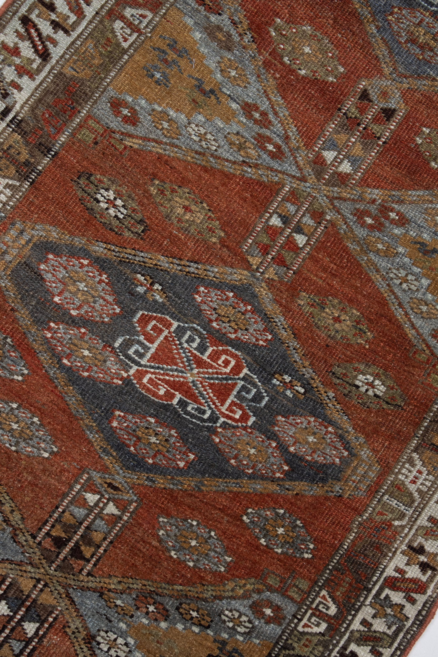 Persian R-1001