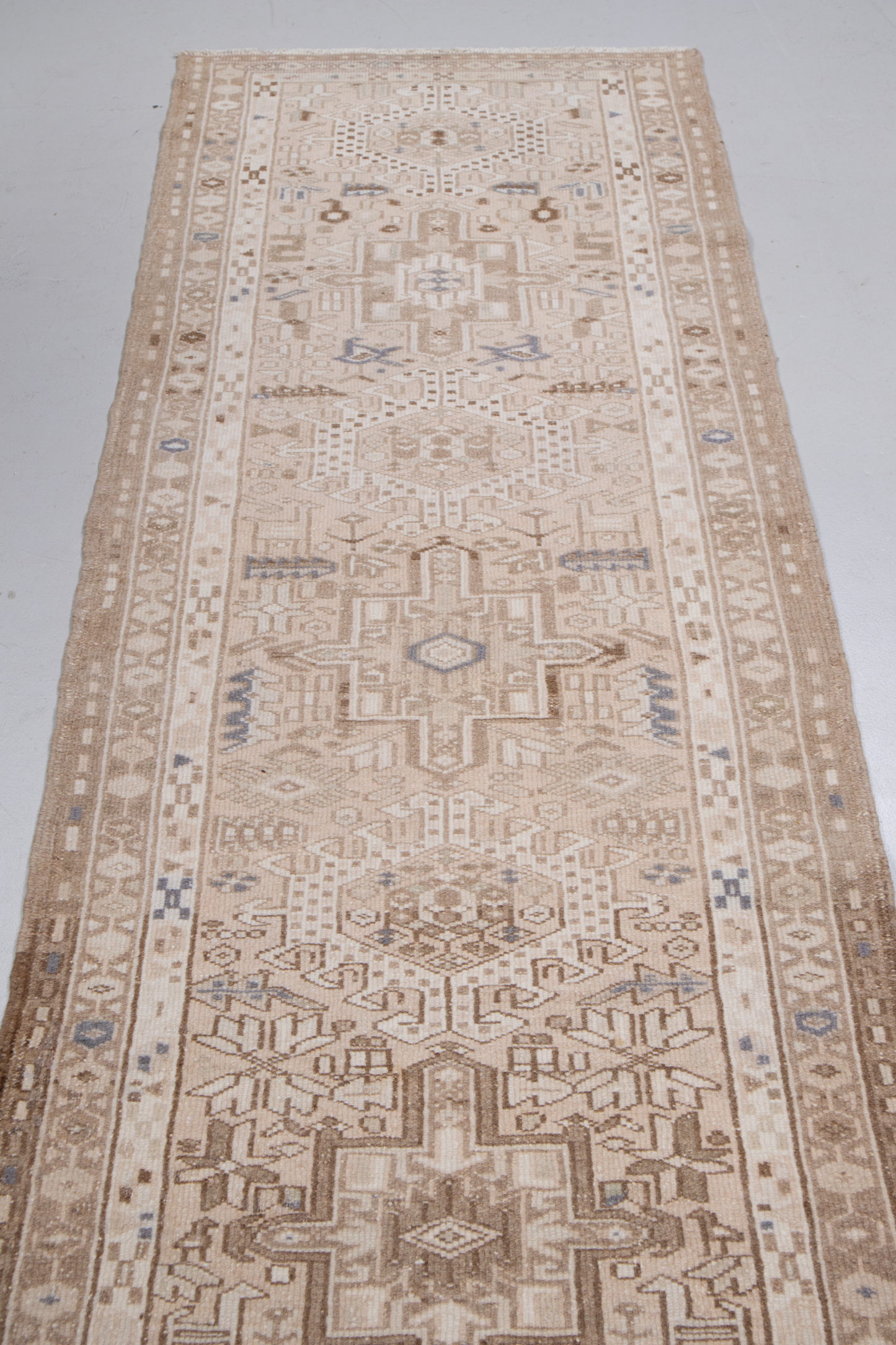 Caucasian R-AS9735