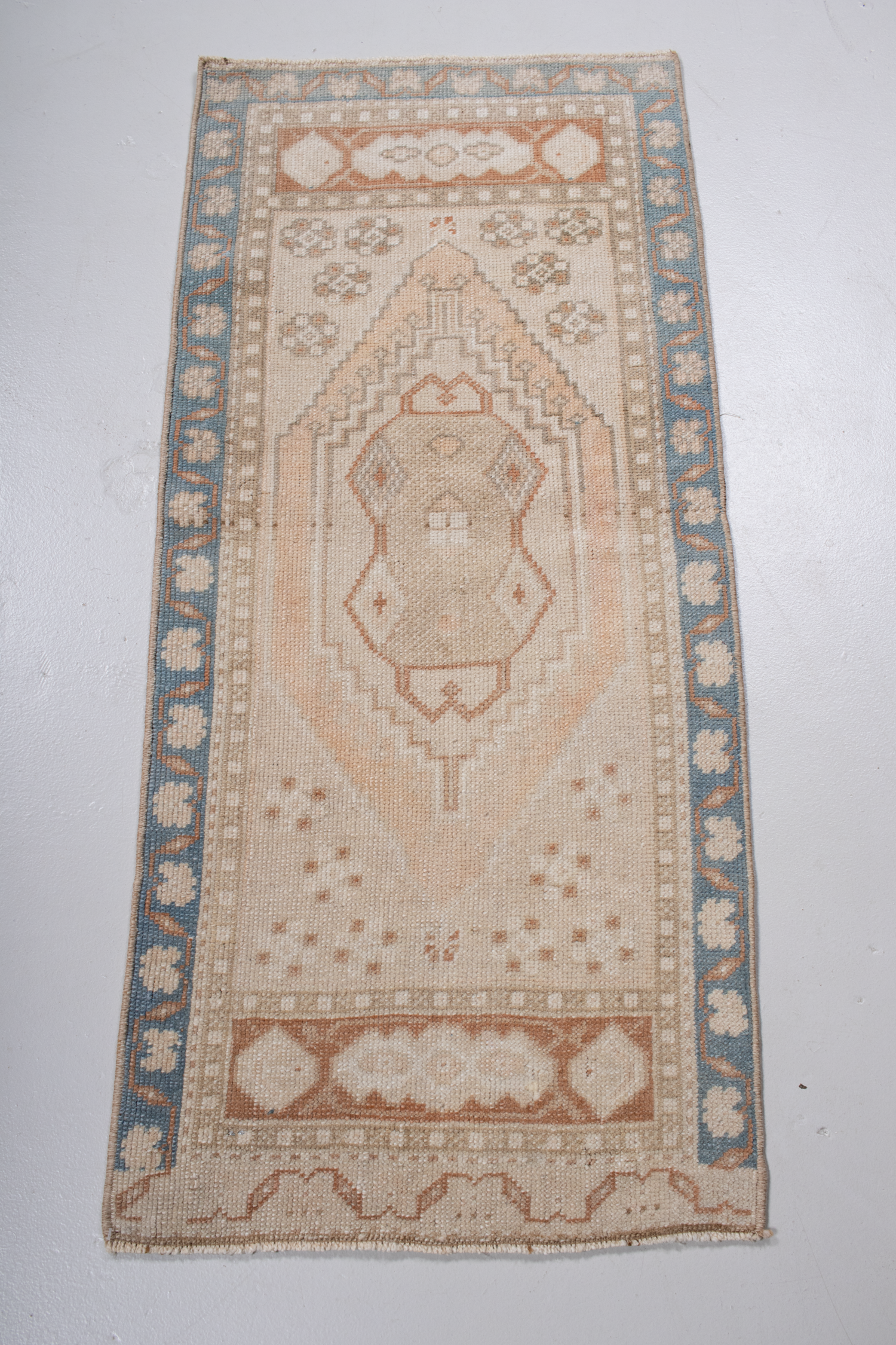 Vintage Turkish Mini Rug – Heir Looms Vintage Rugs