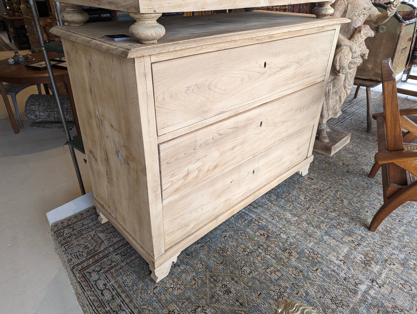Chest of drawers antique oak ogee/straight feet