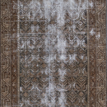 Distressed  Persian   R1872